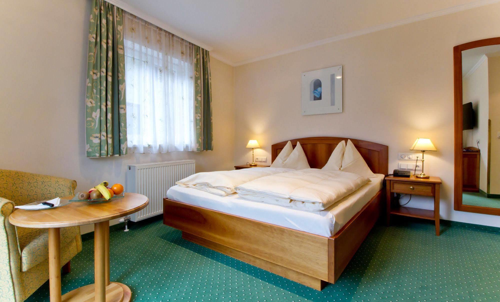Hotel Weisser Hirsch Saint Wolfgang Εξωτερικό φωτογραφία